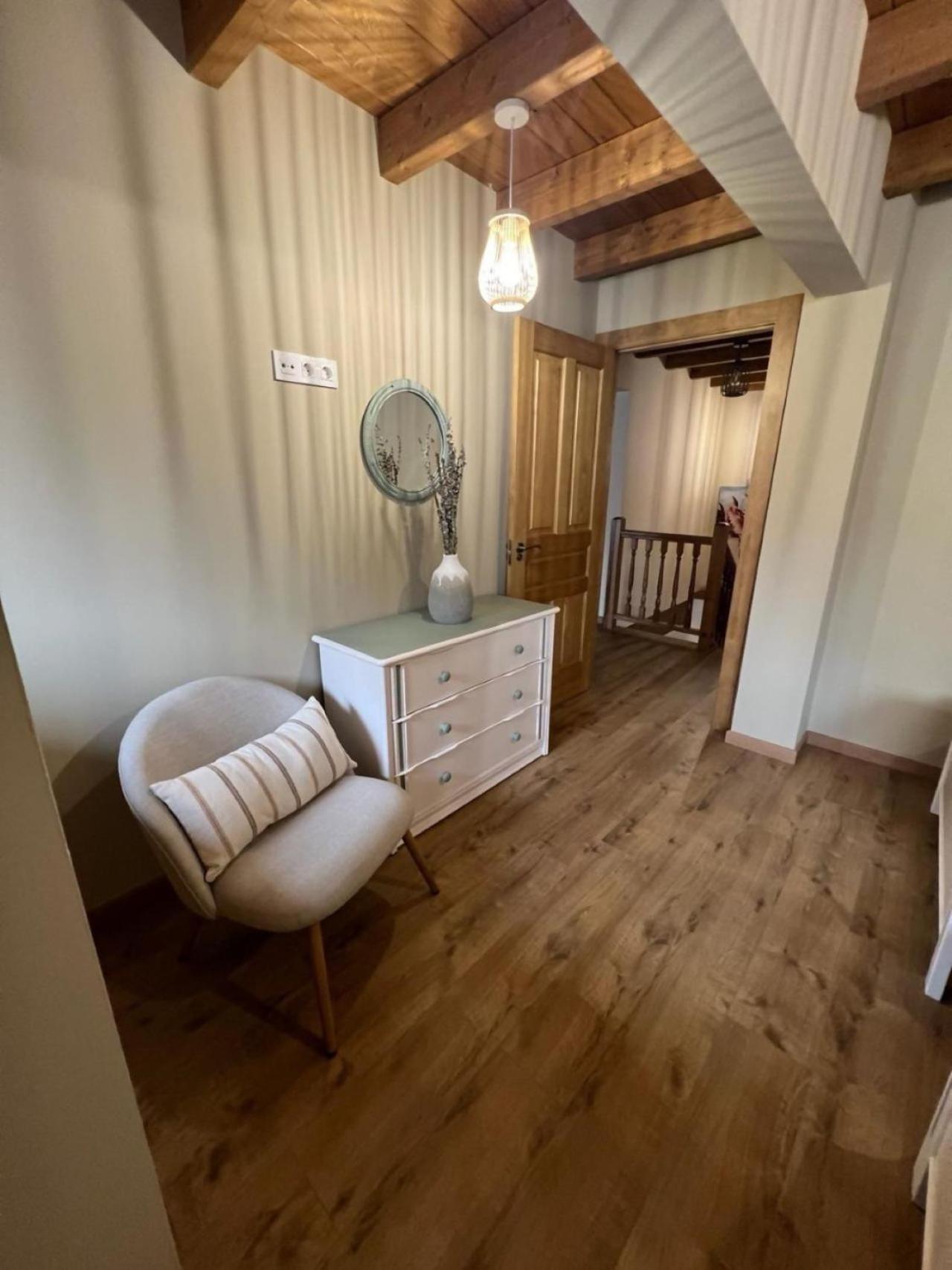 Casa Moises En Bimenes Villa Kültér fotó
